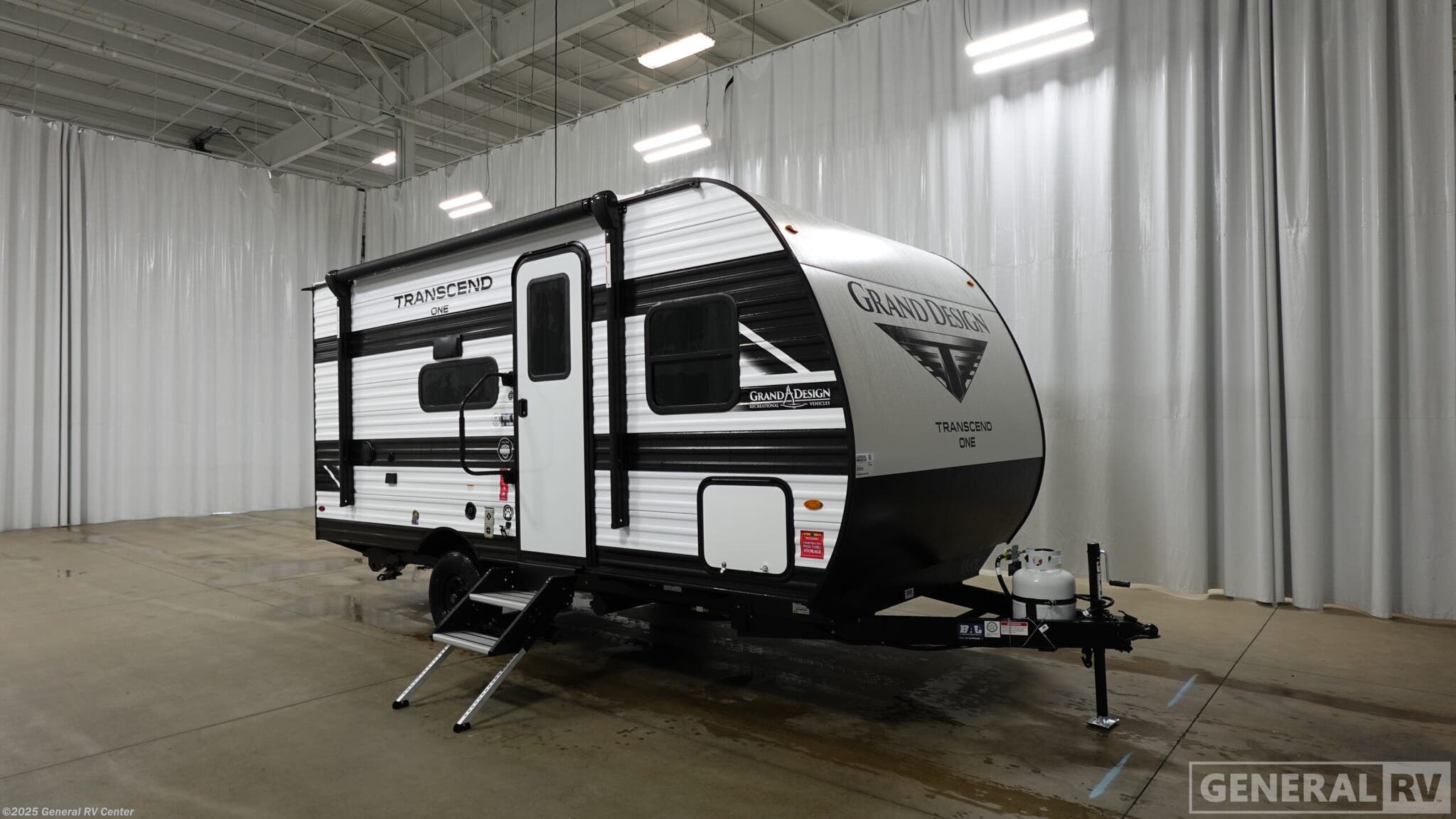 New 2026 Grand Design Transcend One 151BH available in North Canton, Ohio