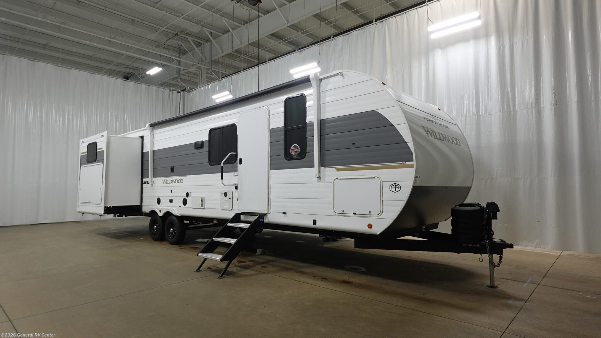 New 2026 Forest River Wildwood 31KQBTS available in North Canton, Ohio