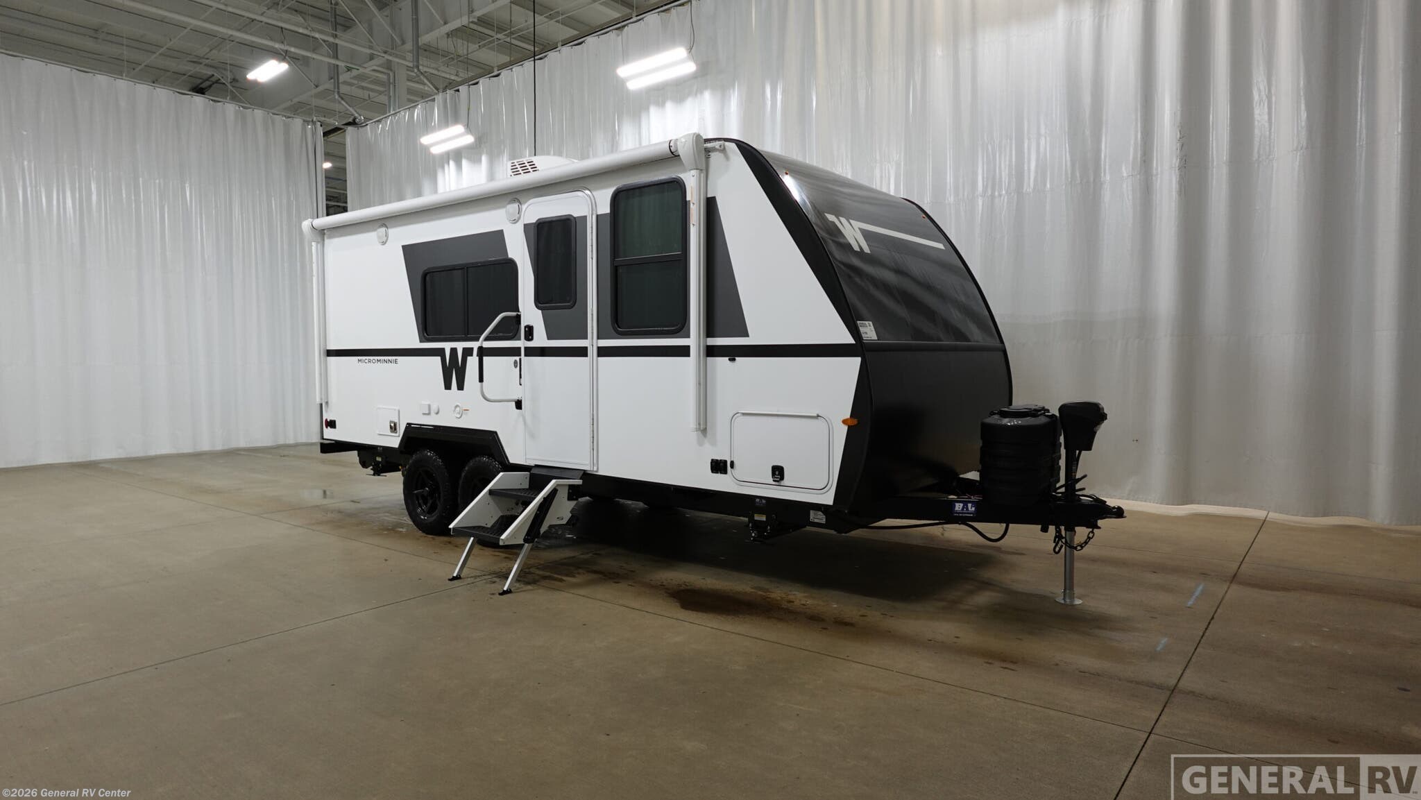 New 2026 Winnebago Micro Minnie 2108DS available in North Canton, Ohio