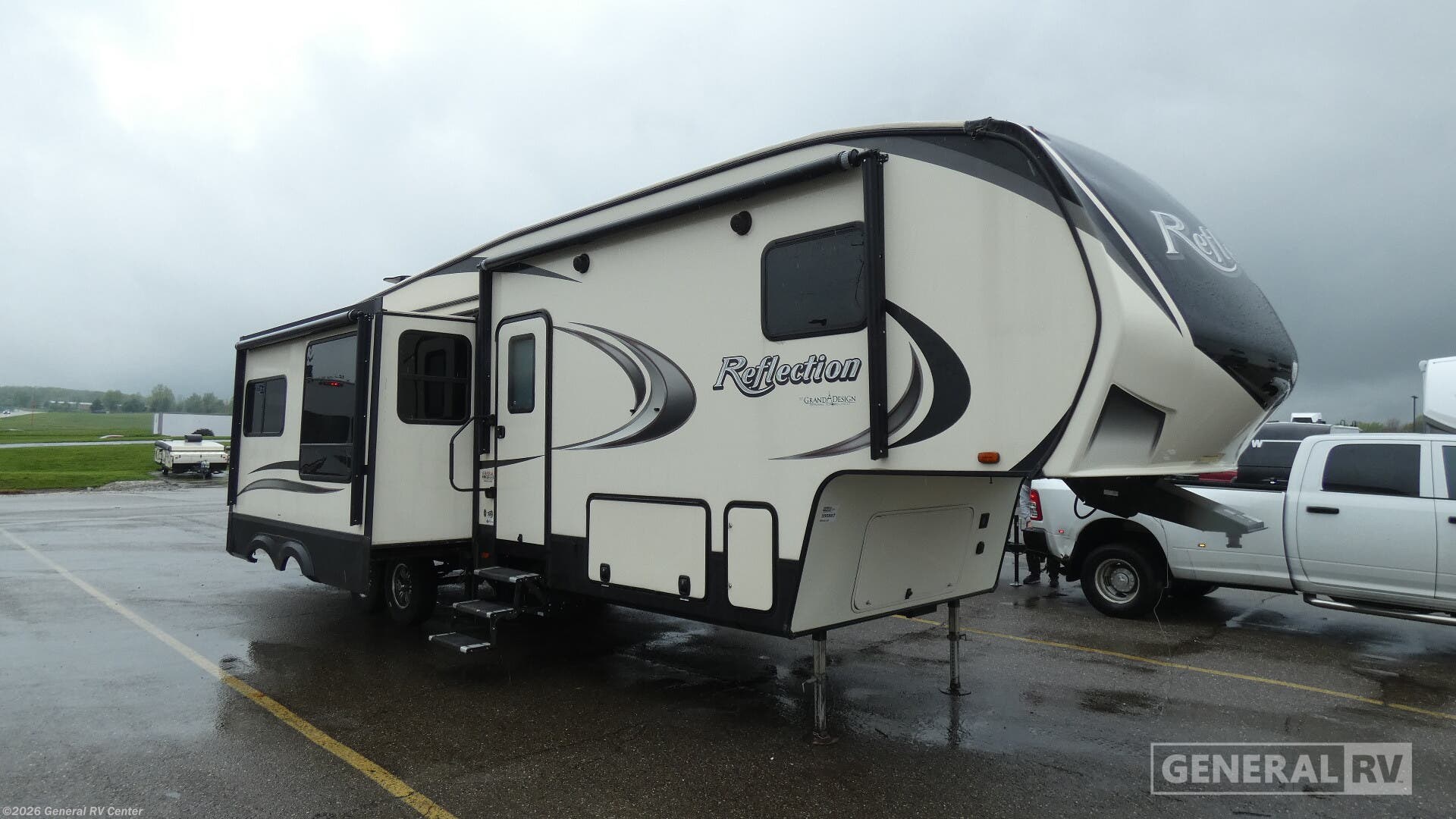 Used 2018 Grand Design Reflection 311BHS available in North Canton, Ohio