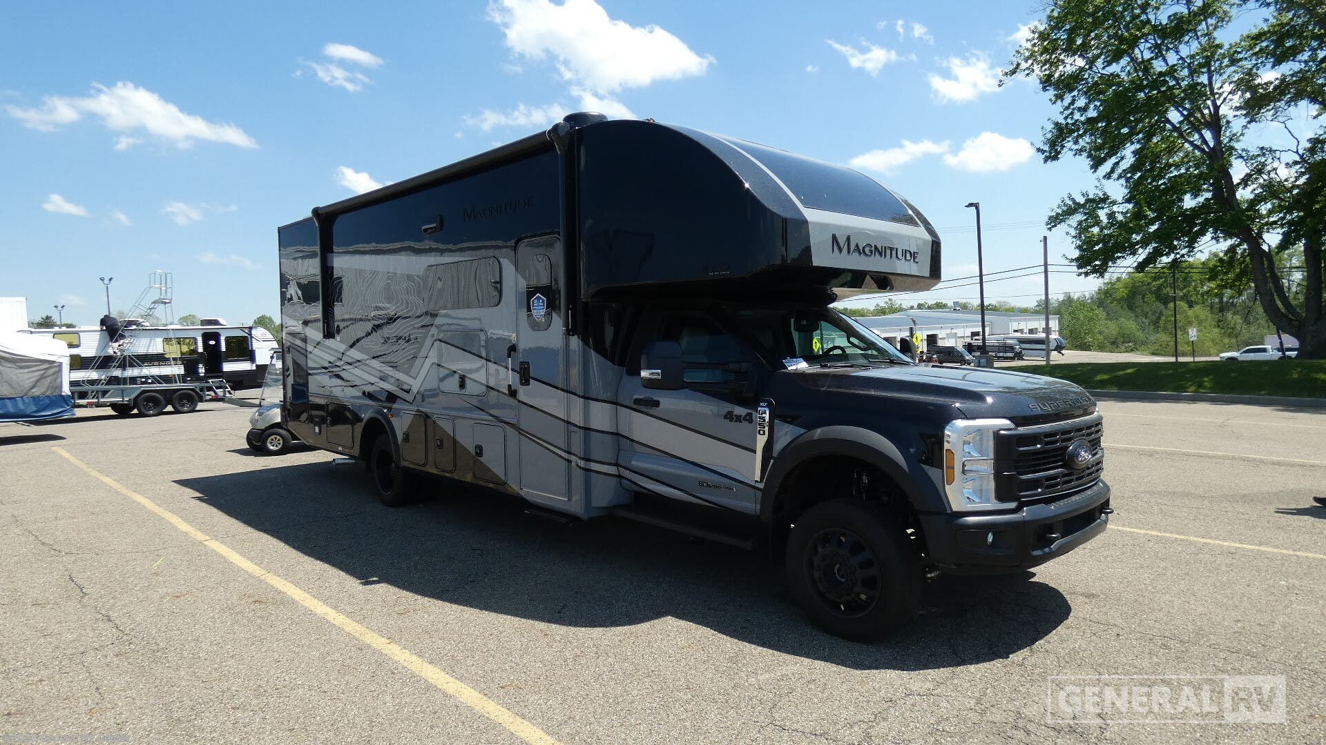 New 2026 Thor Motor Coach Magnitude Grand Z30 available in North Canton, Ohio