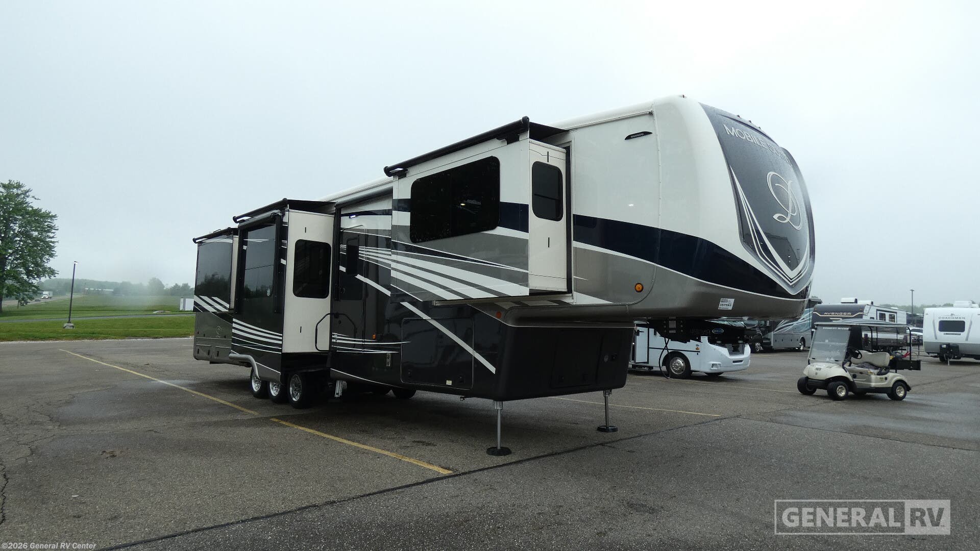 Used 2021 DRV Mobile Suites Nashville available in North Canton, Ohio