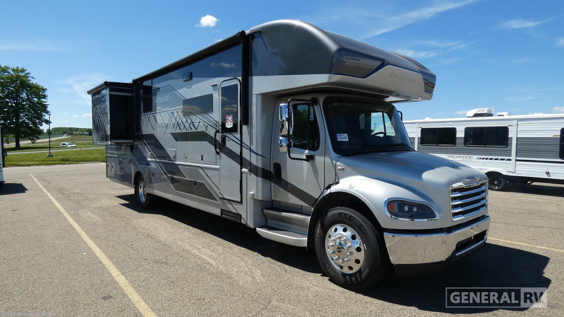 New 2026 Entegra Coach Accolade 37K available in North Canton, Ohio