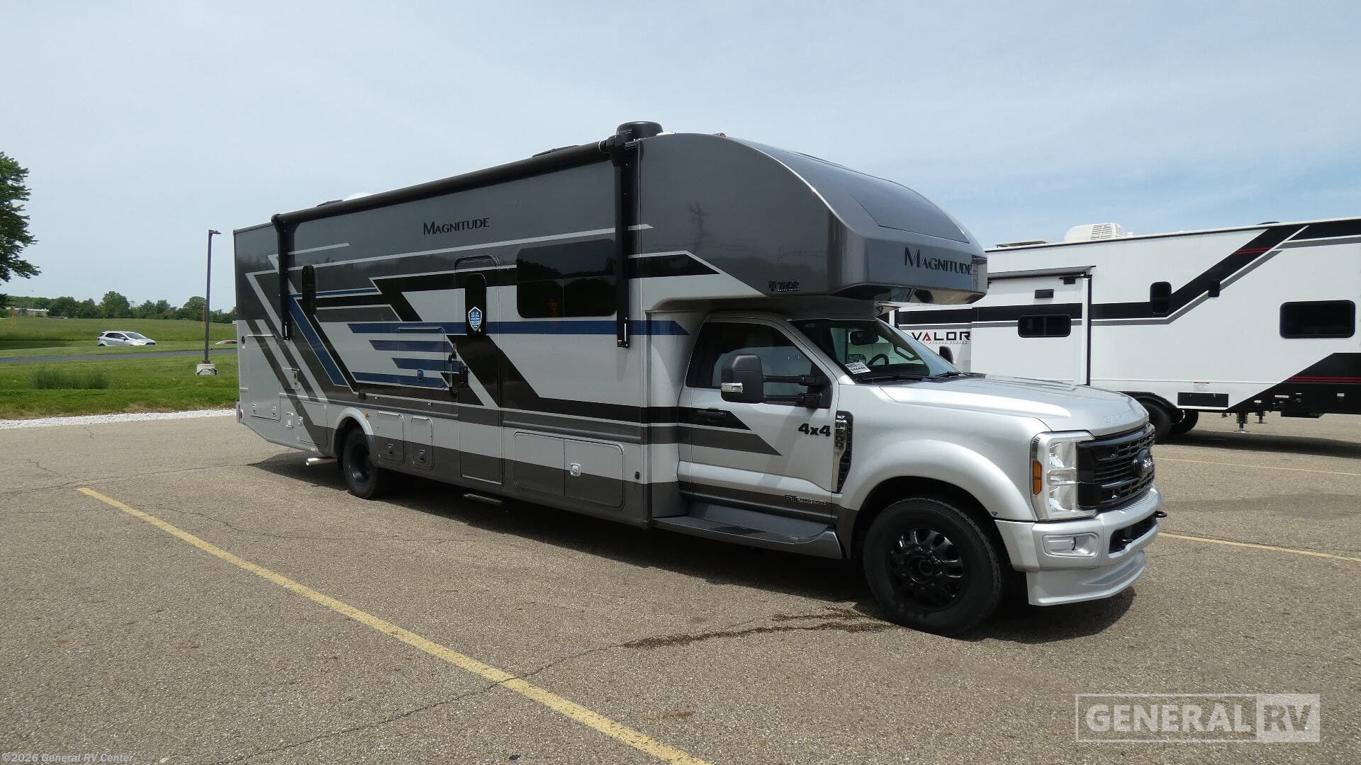 New 2026 Thor Motor Coach Magnitude Grand R36 available in North Canton, Ohio