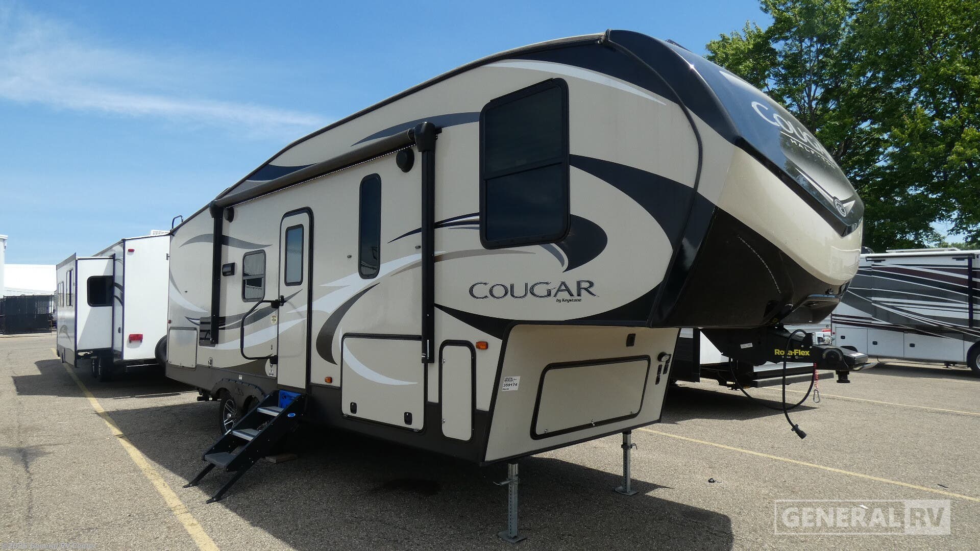 Used 2019 Keystone Cougar Half-Ton 25RES available in North Canton, Ohio