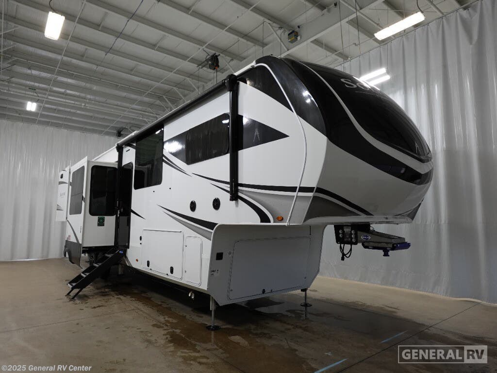 New 2025 Grand Design Solitude 390RK available in Orange Park, Florida