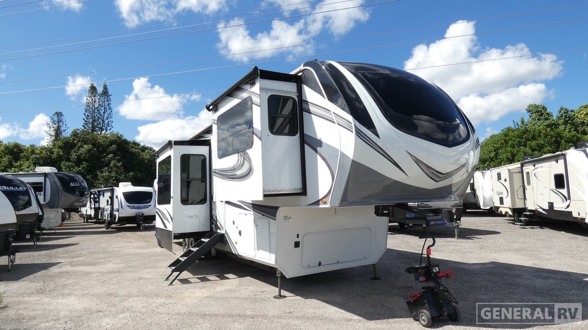 Used 2022 Grand Design Solitude 380FL available in Orange Park, Florida
