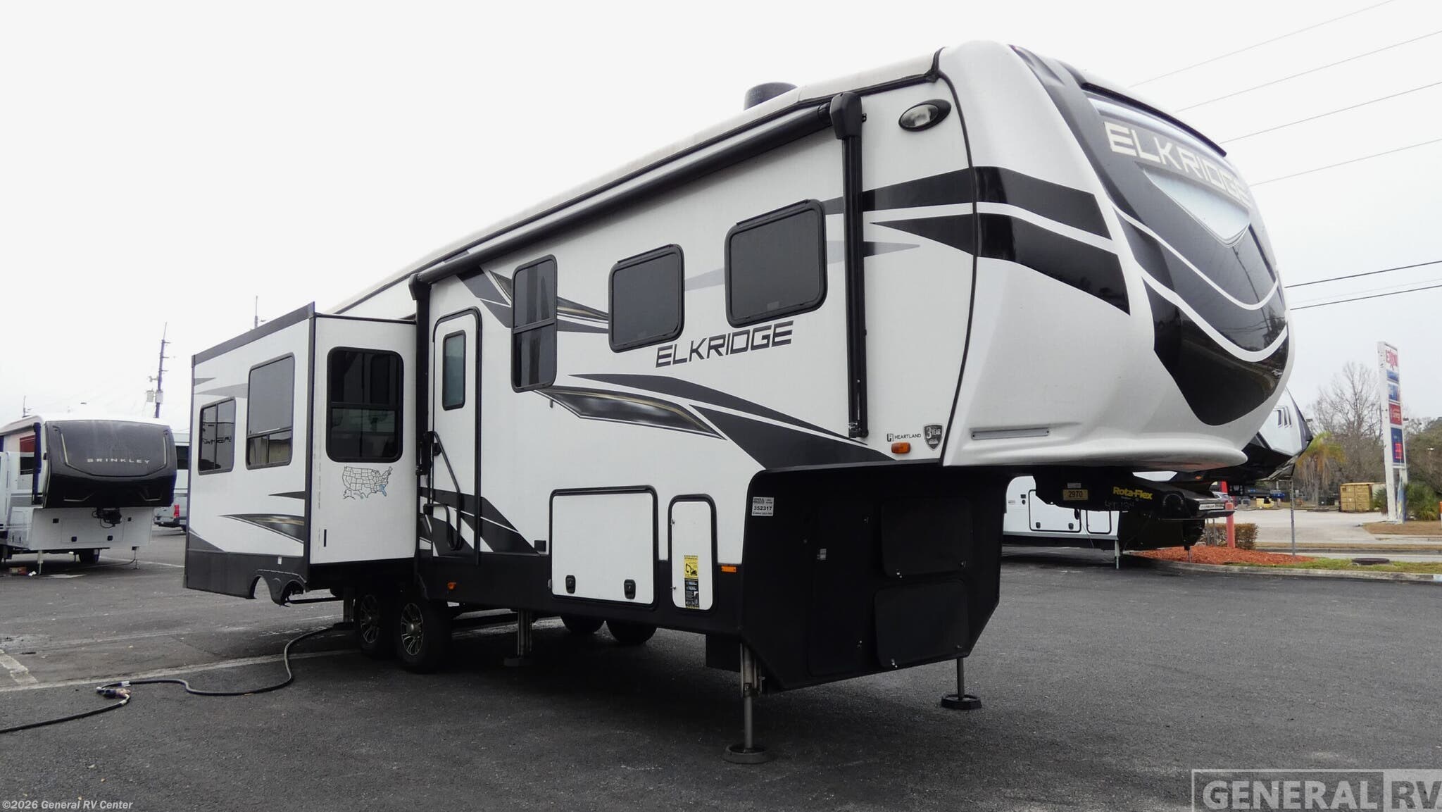 Used 2022 Heartland ElkRidge 32RLS available in Orange Park, Florida