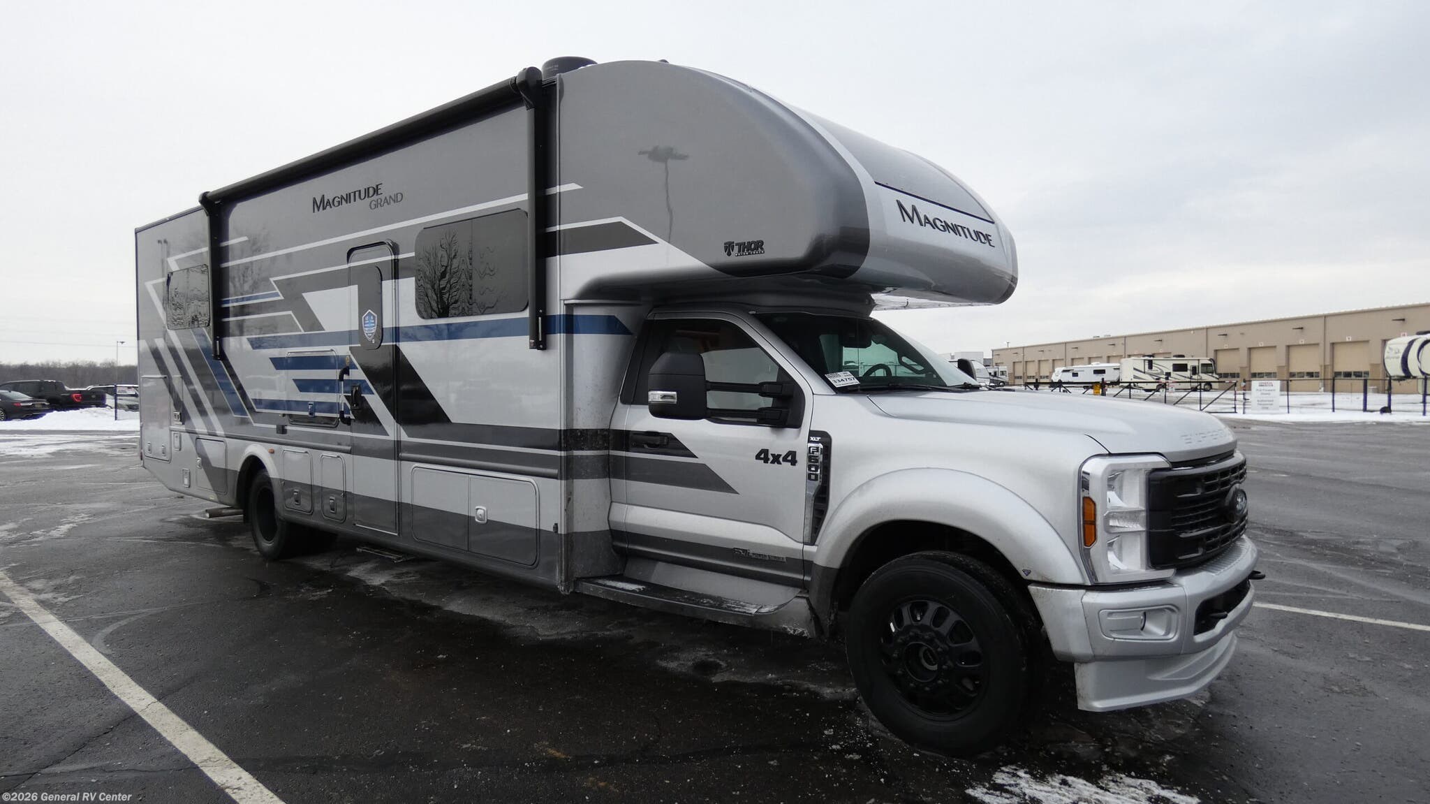 New 2026 Thor Motor Coach Magnitude L35 available in Huntley, Illinois