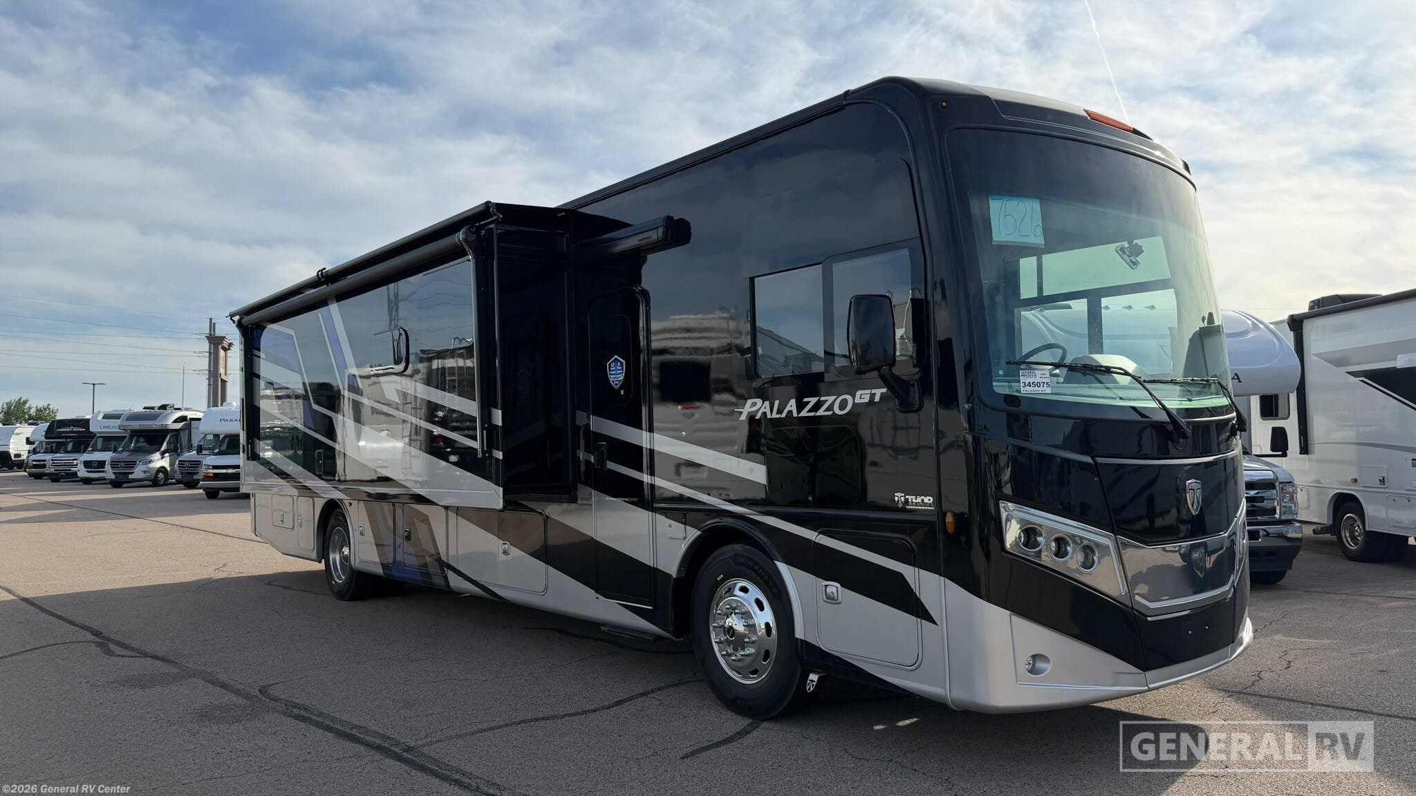 New 2026 Thor Motor Coach Palazzo GT 37.5 available in Huntley, Illinois