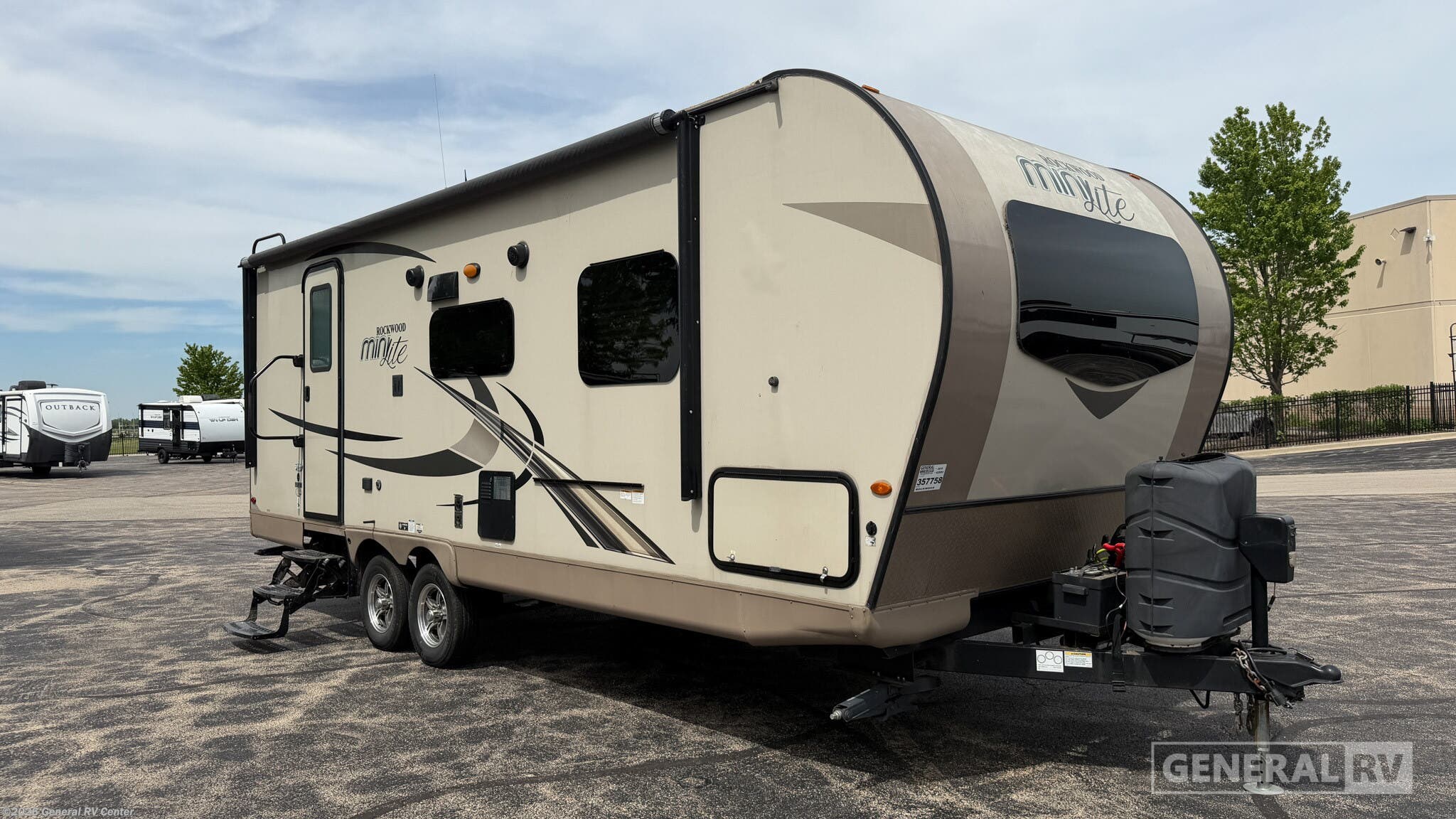Used 2019 Forest River Rockwood Mini Lite 2511S available in Huntley, Illinois