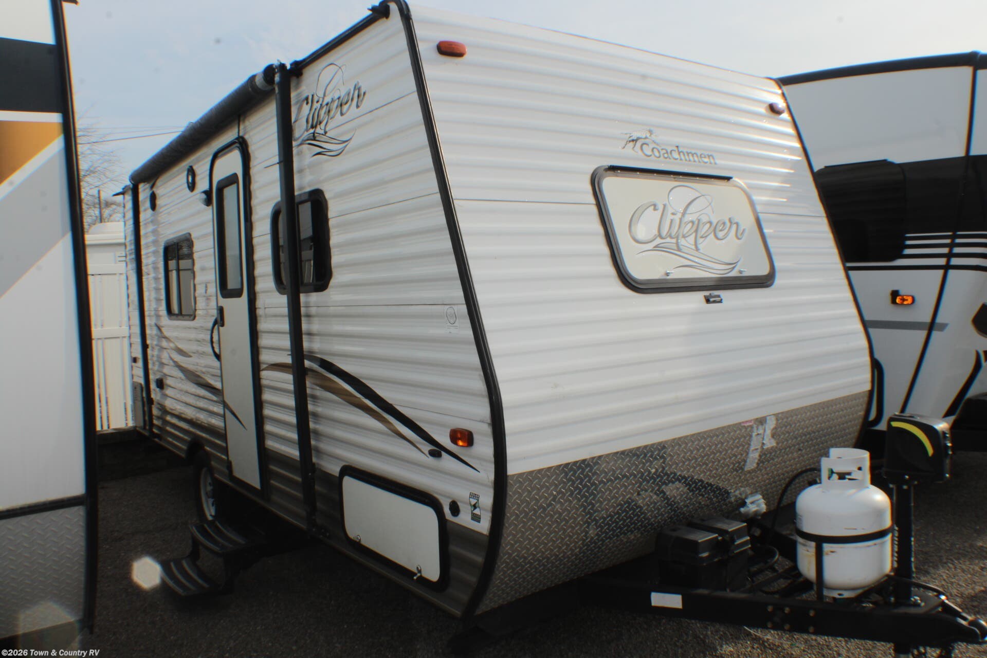Used 2016 Coachmen Clipper 17FQ available in Clyde, Ohio