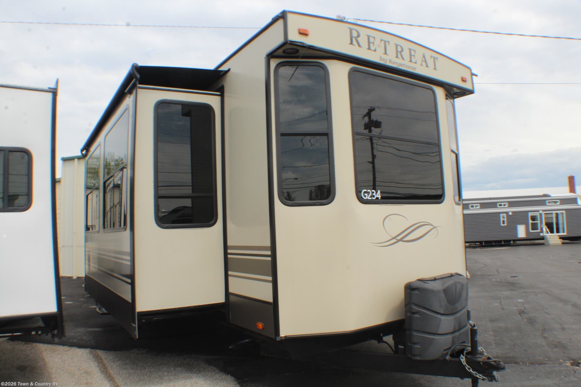 Used 2019 Keystone Retreat 391LOFT available in Clyde, Ohio