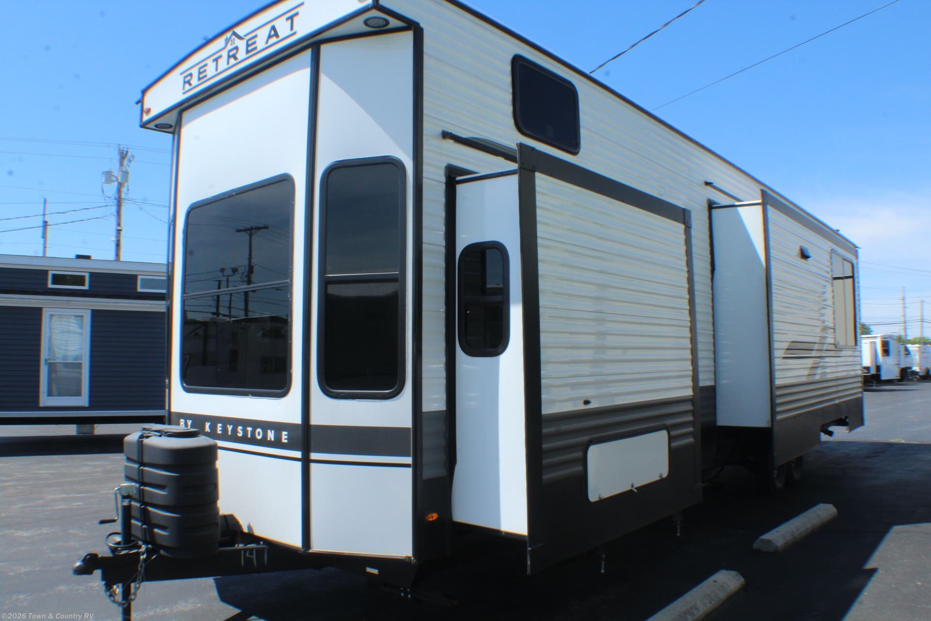 Used 2025 Keystone Retreat 39HBDL available in Clyde, Ohio