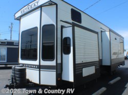 Used 2025 Keystone Retreat 39HBDL available in Clyde, Ohio