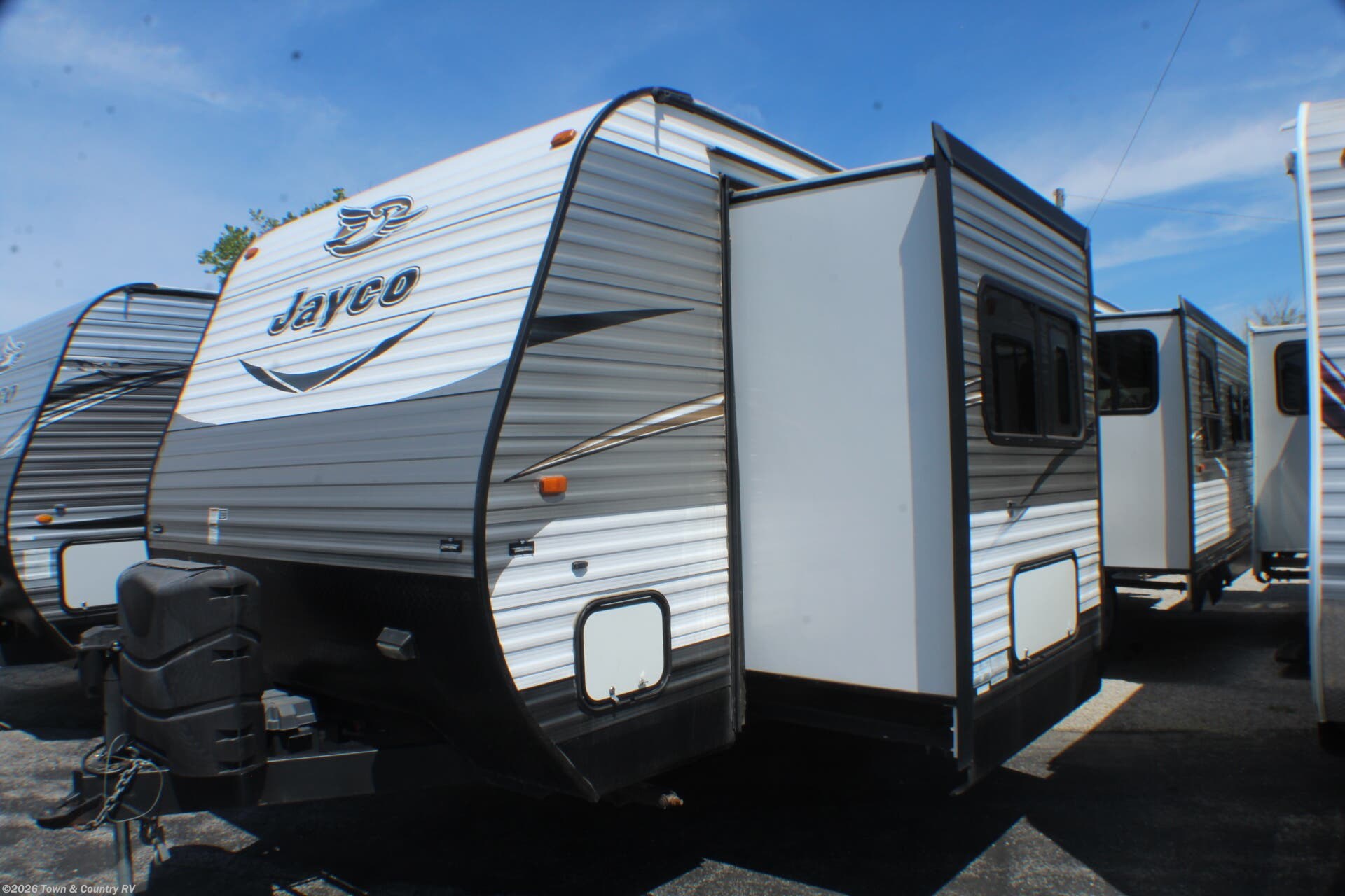 Used 2016 Jayco Jay Flight 31RLDS available in Clyde, Ohio