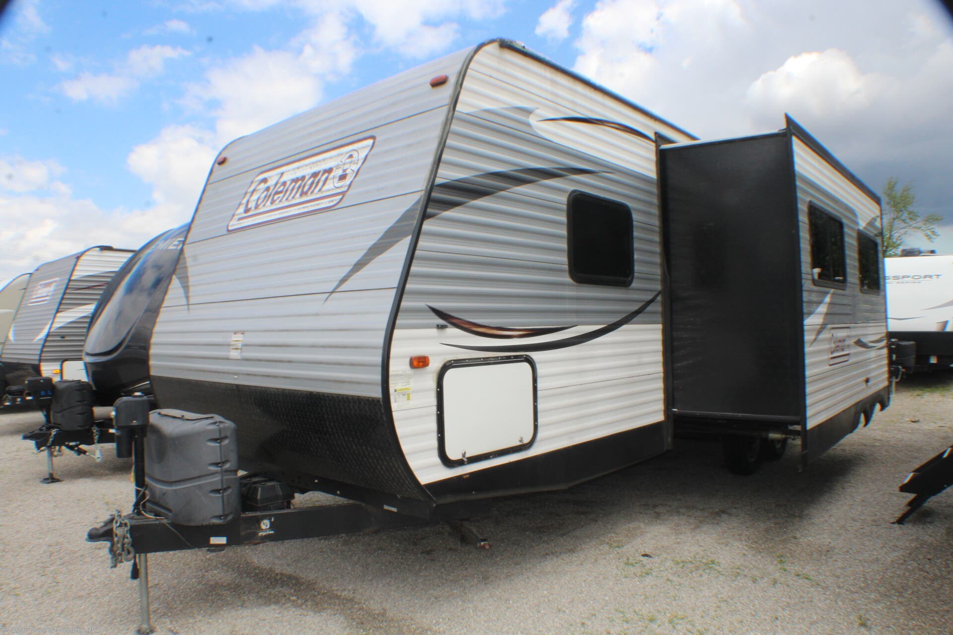Used 2015 Dutchmen Coleman 262BH available in Clyde, Ohio