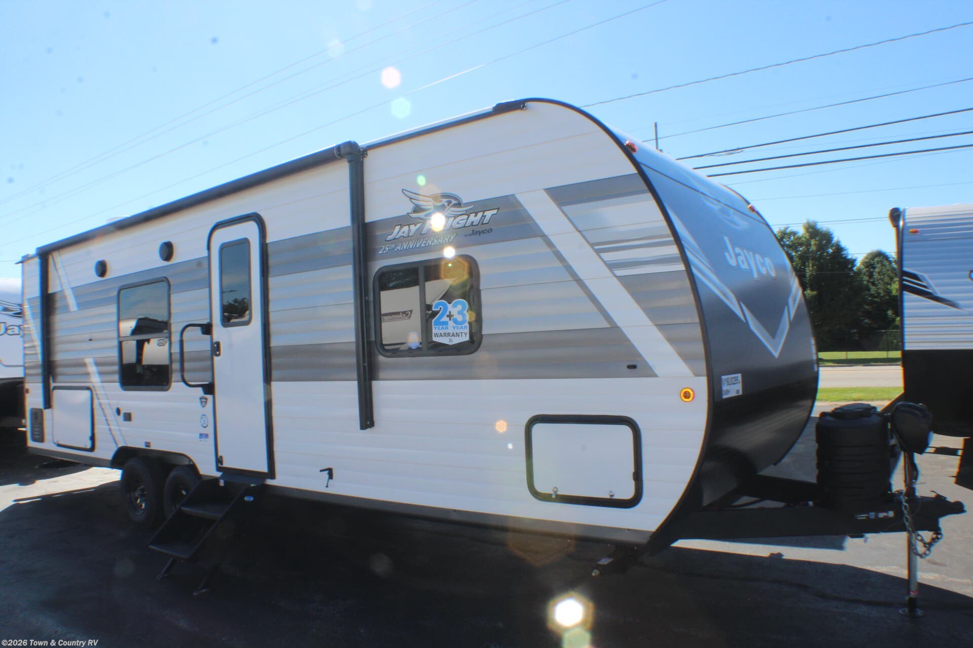 New 2027 Jayco Jay Flight 260BH available in Clyde, Ohio
