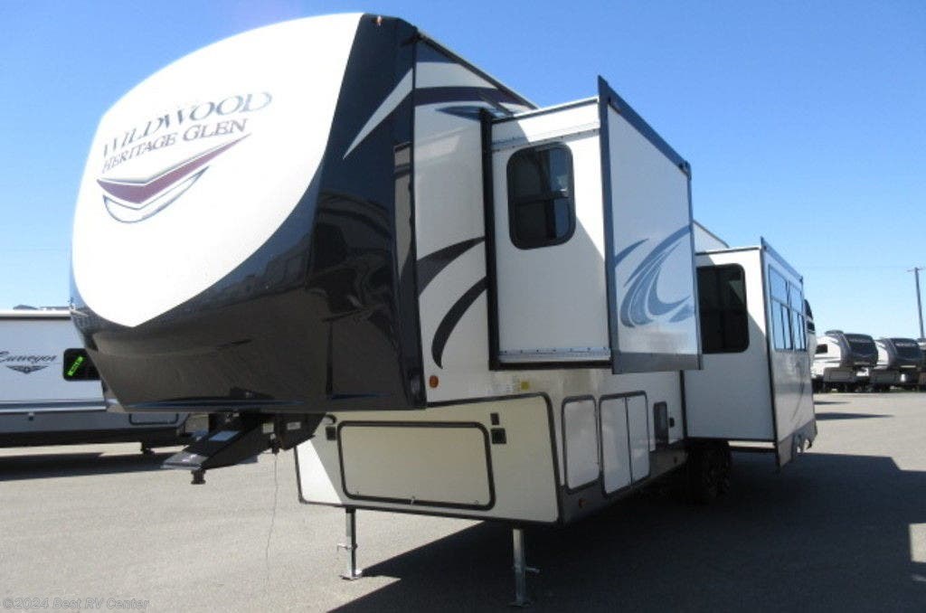 Fifth Wheel - 2021 Forest River Wildwood Heritage Glen 295BH | TrailersUSA 2021 Forest River Wildwood Heritage Glen 295bh