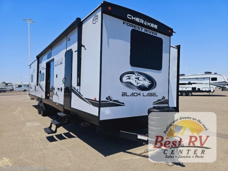 New 2025 Forest River Cherokee Timberwolf Black Label 39HBABL available in Turlock, California