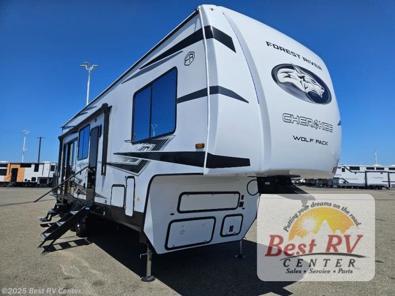 New 2025 Forest River Cherokee Wolf Pack 275PACK15 available in Turlock, California