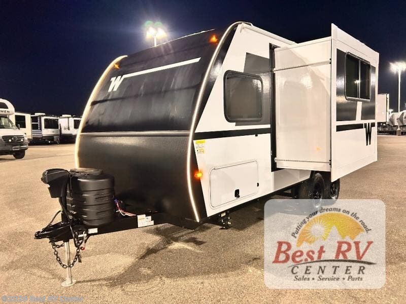 New 2026 Winnebago Micro Minnie 2100BH available in Turlock, California