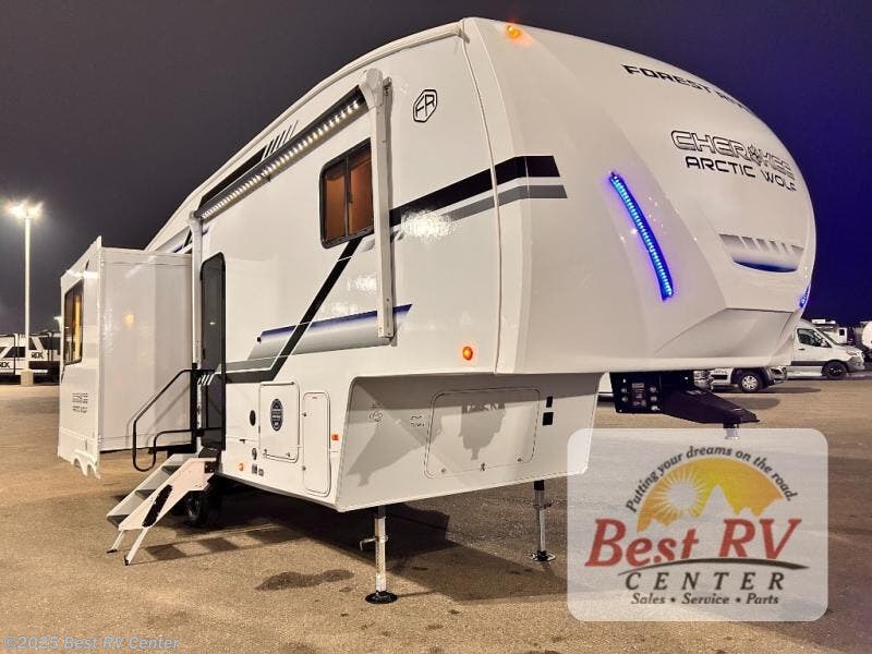 New 2026 Forest River Cherokee Arctic Wolf 27SGS available in Turlock, California