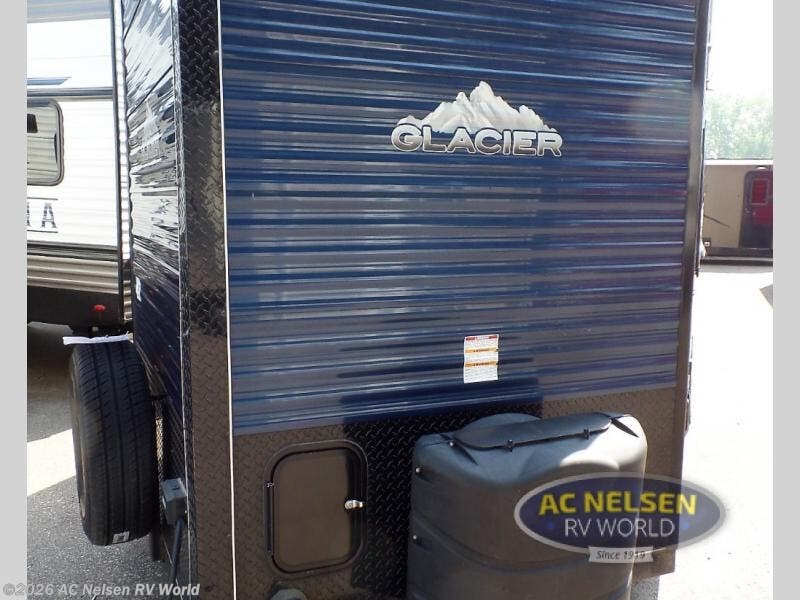 Fish House Trailer for sale Used Glacier Ice House Glacier 17' RV