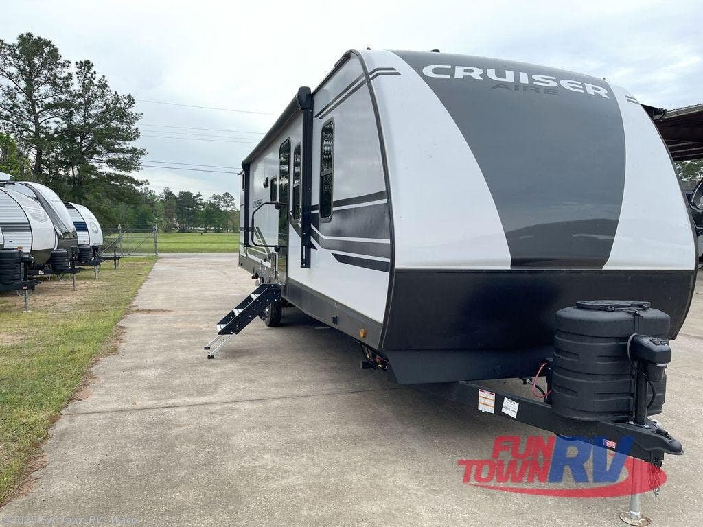 New 2025 CrossRoads Cruiser Aire 34BHS available in Hewitt, Texas