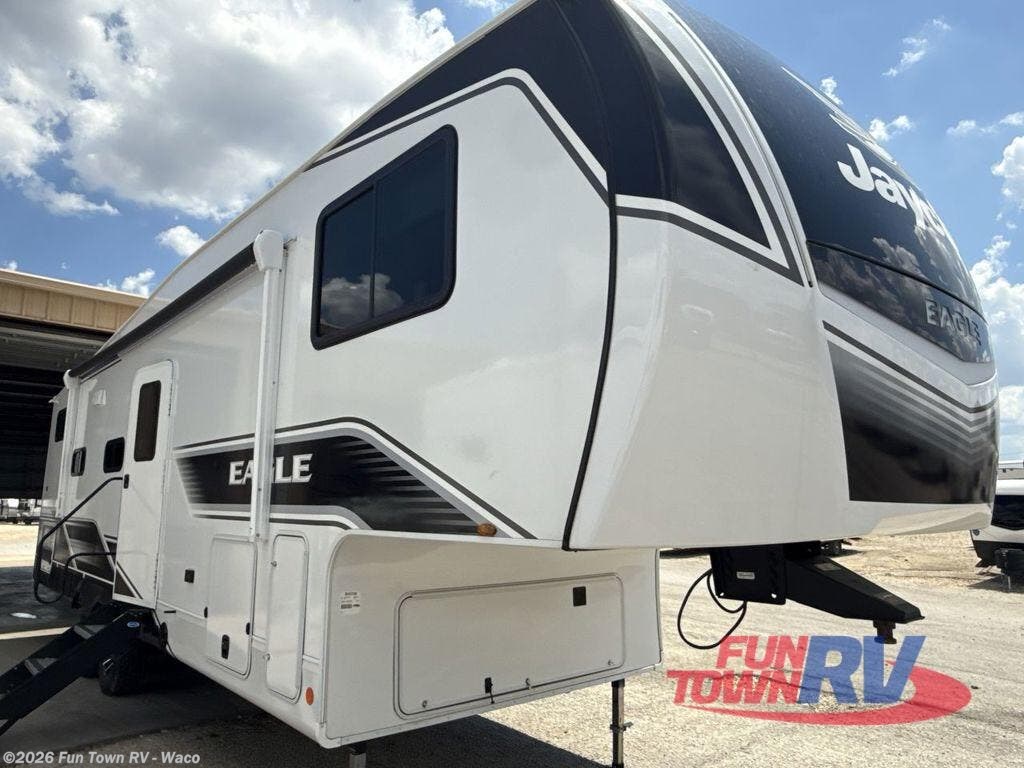 Used 2025 Jayco Eagle HT 29DDB available in Hewitt, Texas