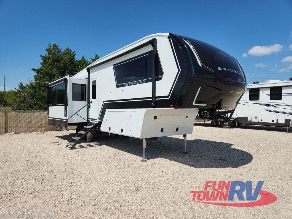 Used 2026 Brinkley RV Model Z 3100 available in Hewitt, Texas