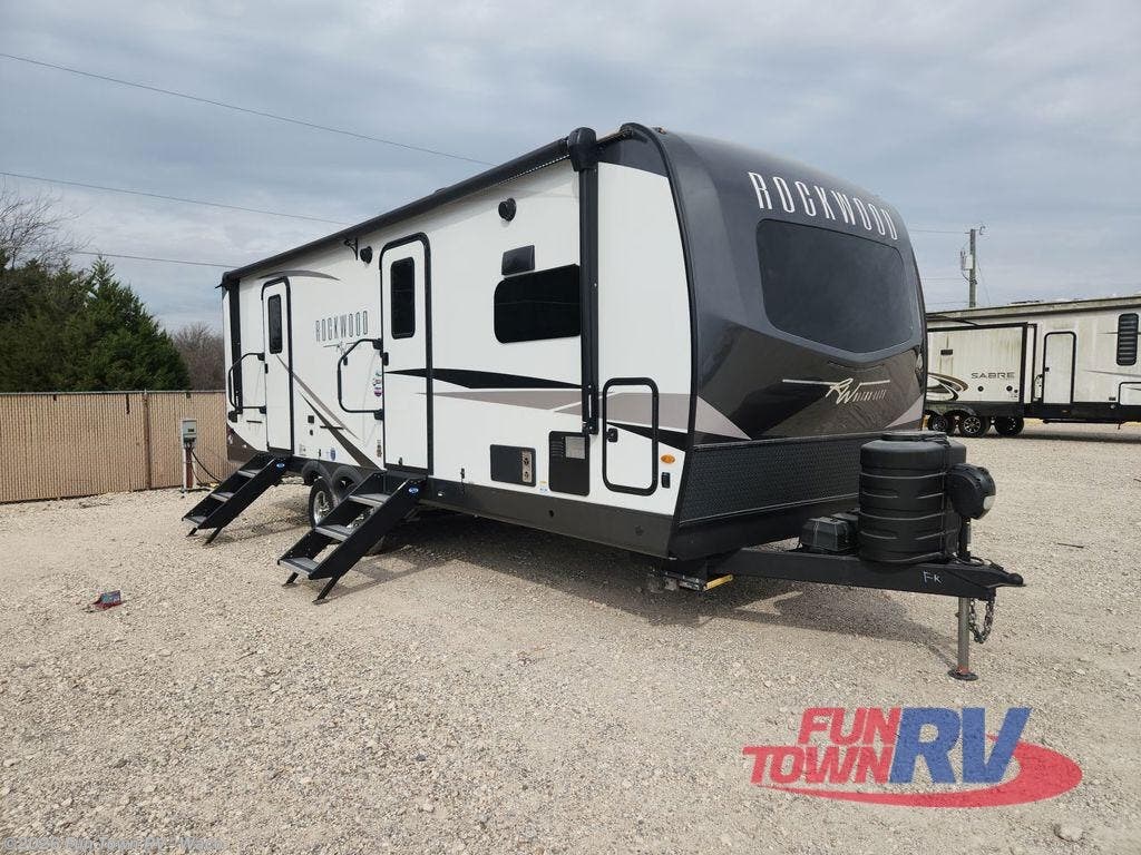 Used 2025 Forest River Rockwood Ultra Lite 2608BS available in Hewitt, Texas