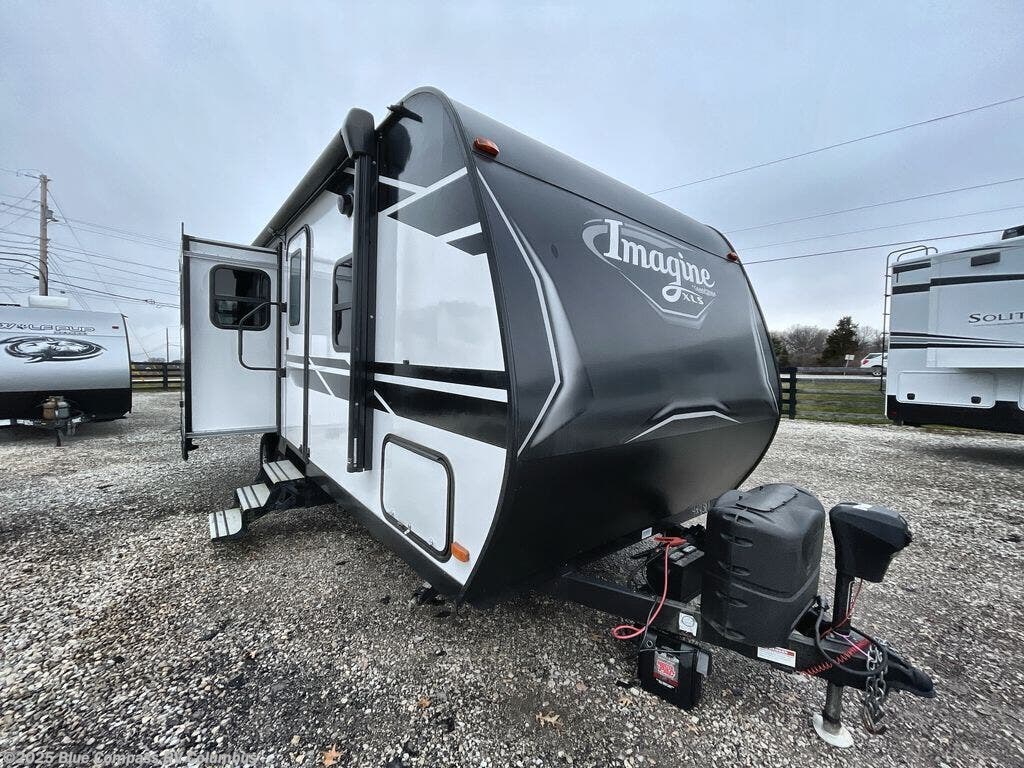 Used 2022 Grand Design Imagine 22RBE available in Delaware, Ohio