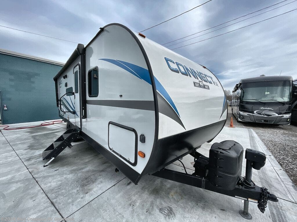 Used 2020 K-Z Connect SE C241BHKSE available in Delaware, Ohio