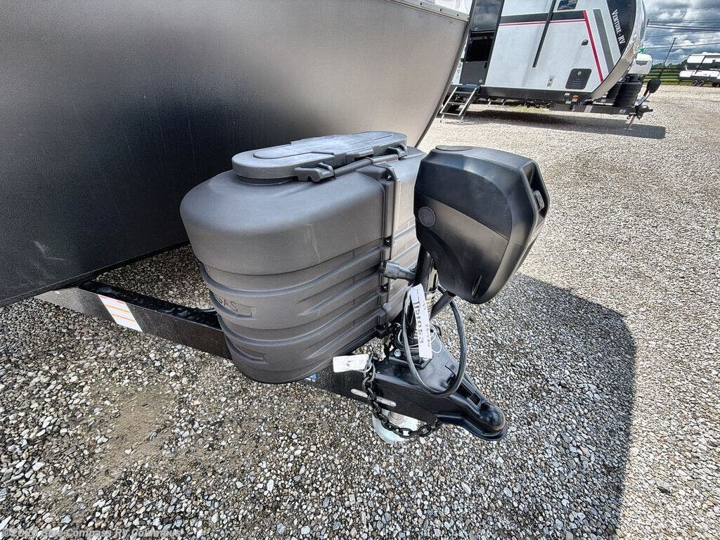 New 2027 Venture RV Stratus SR281VBH available in Delaware, Ohio