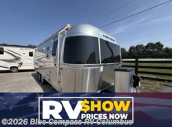 Used 2023 Airstream Flying Cloud 25RB Twin available in Delaware, Ohio