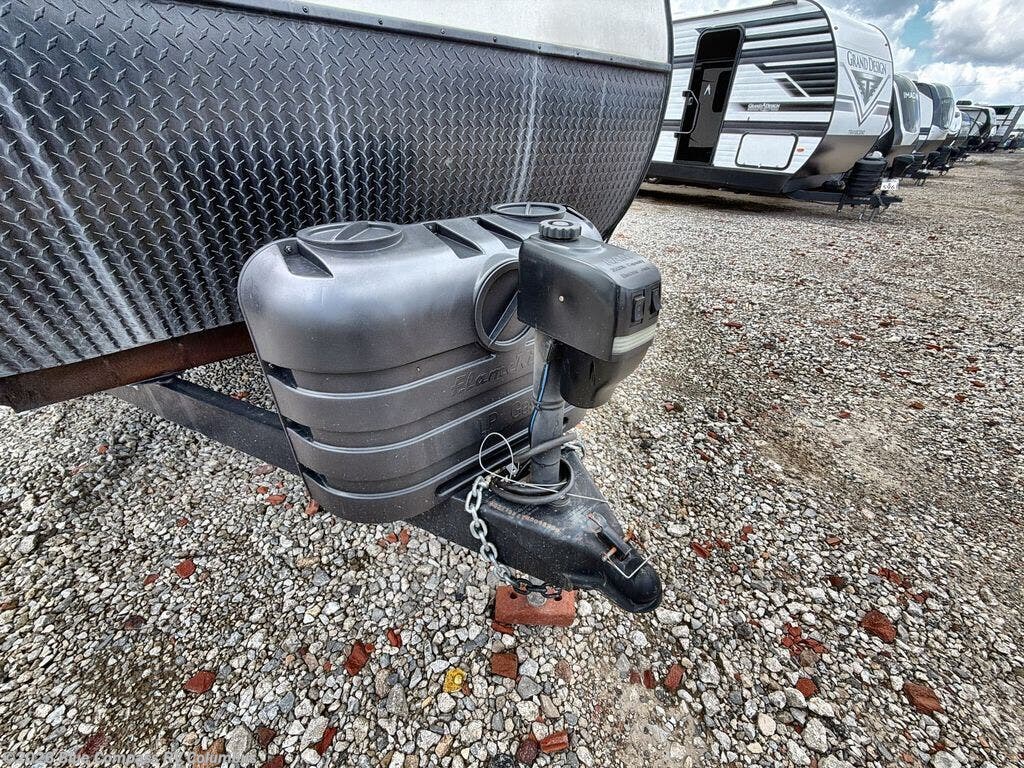 Used 2019 Venture RV SportTrek 320VIK available in Delaware, Ohio