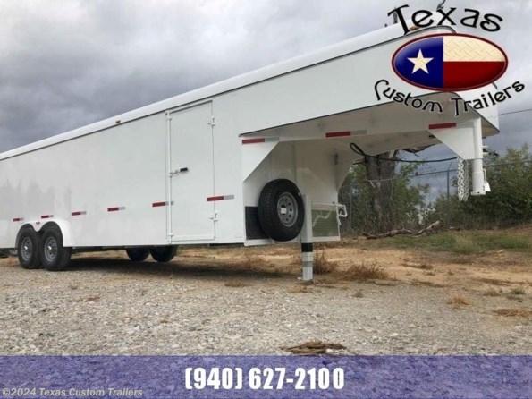 2024 W-W Trailer CH 24X8 7K available in Decatur, TX