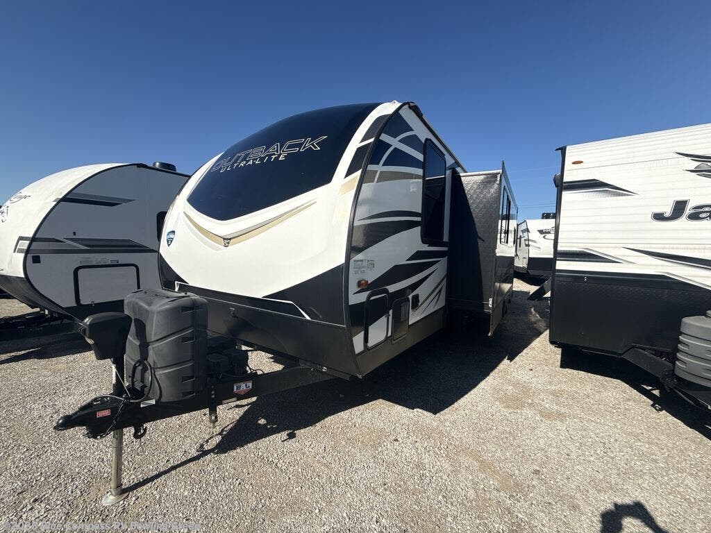 Used 2021 Keystone Outback Ultra Lite 221UMD available in Bowling Green, Kentucky