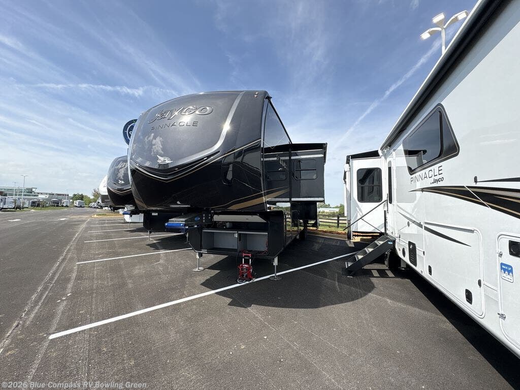 New 2026 Jayco Pinnacle 38FBRK available in Bowling Green, Kentucky
