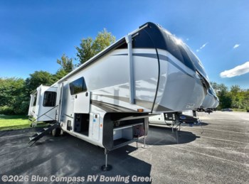 New 2026 Jayco Pinnacle 36FBTS available in Bowling Green, Kentucky