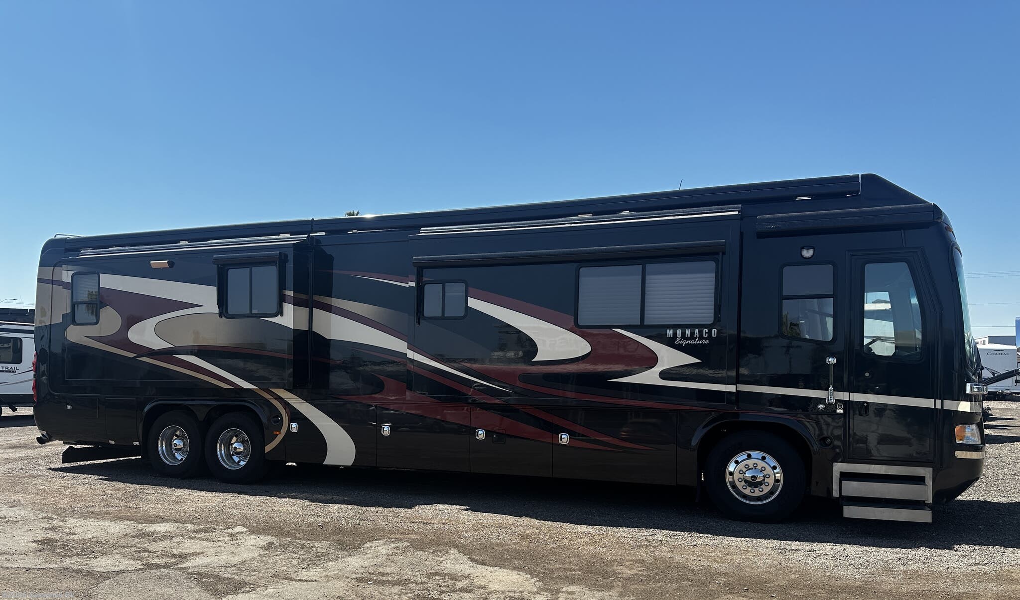 Used 2009 Monaco RV Signature Cambridge IV 525hp available in Mesa, Arizona