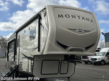 Used 2018 Keystone Montana 3120RL available in Fife, Washington