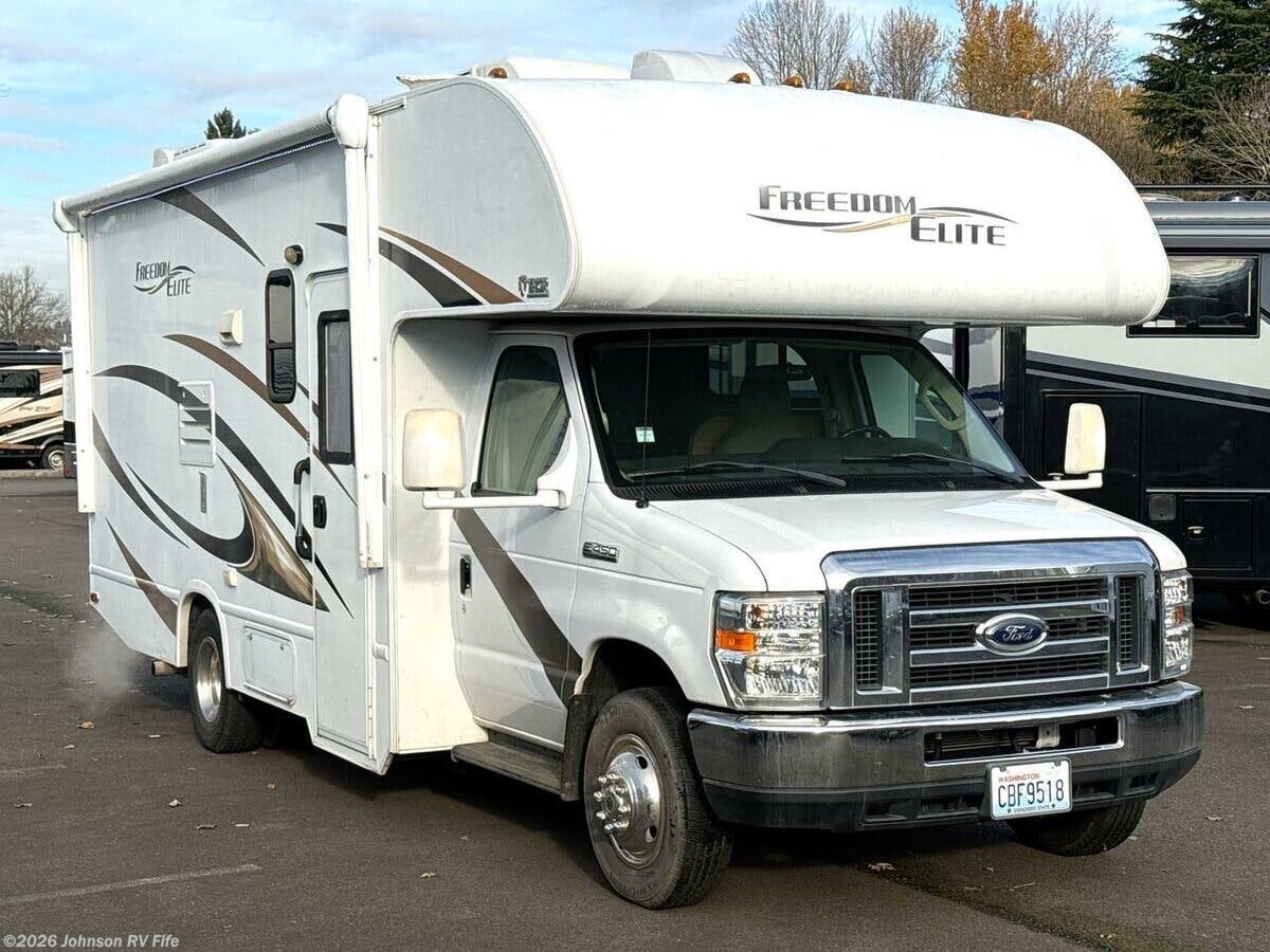 Used 2017 Thor Motor Coach Freedom Elite 22FE available in Fife, Washington