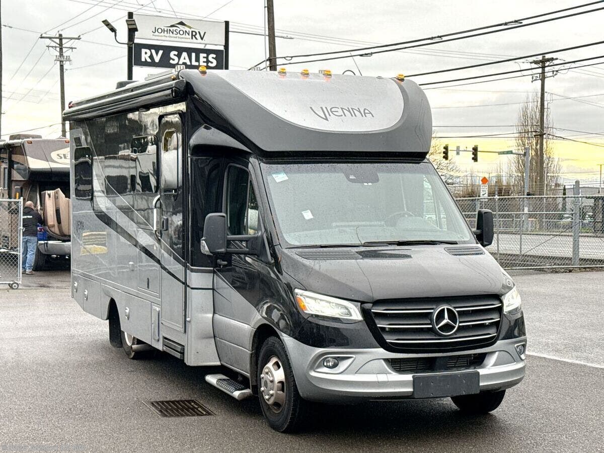 Used 2023 Renegade RV Vienna 25TBN available in Fife, Washington