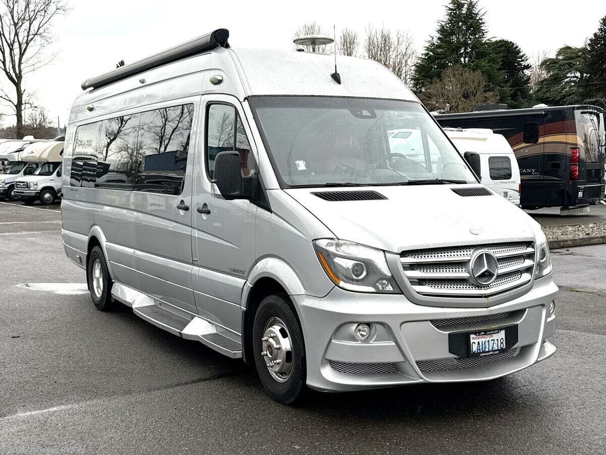 Used 2016 Chinook RV  Countryside 24MB available in Fife, Washington