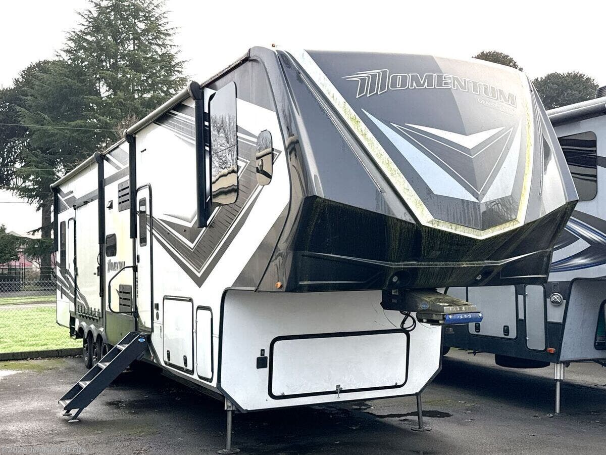Used 2022 Grand Design Momentum 399TH available in Fife, Washington