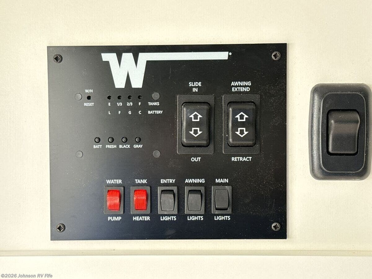 New 2026 Winnebago Micro Minnie 2108DS available in Fife, Washington
