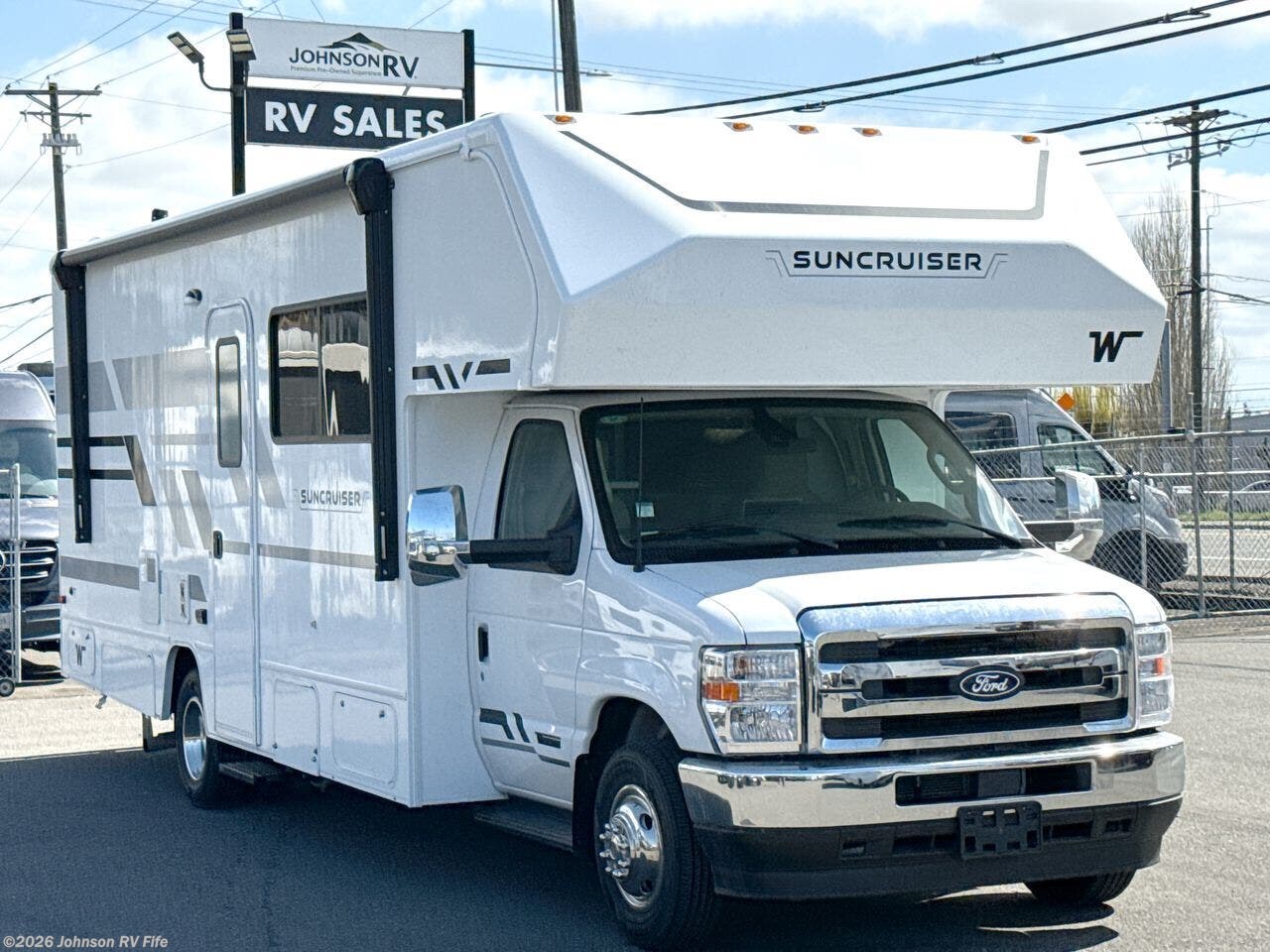New 2027 Winnebago Suncruiser 26FE available in Fife, Washington