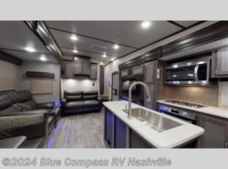 Used 2019 CrossRoads Cruiser Aire CR28RD available in Lebanon, Tennessee